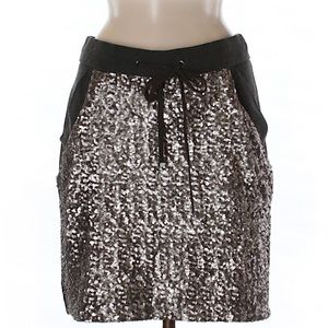 Like new Ann Taylor skirt.